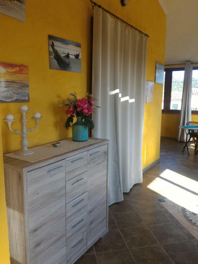 Casa Di Rosa Διαμέρισμα Chia Εξωτερικό φωτογραφία